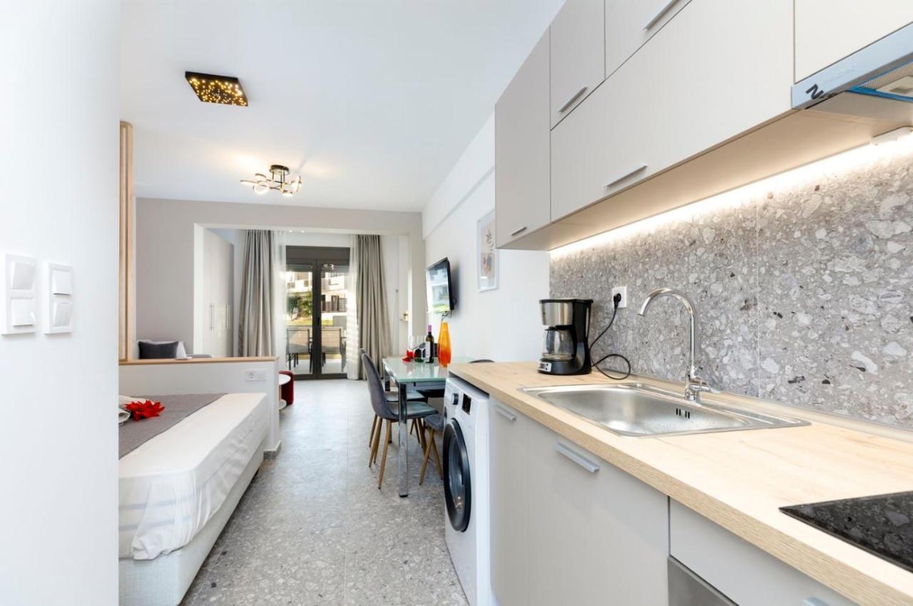Twinstars Superior Apartment Gerakini Exterior foto